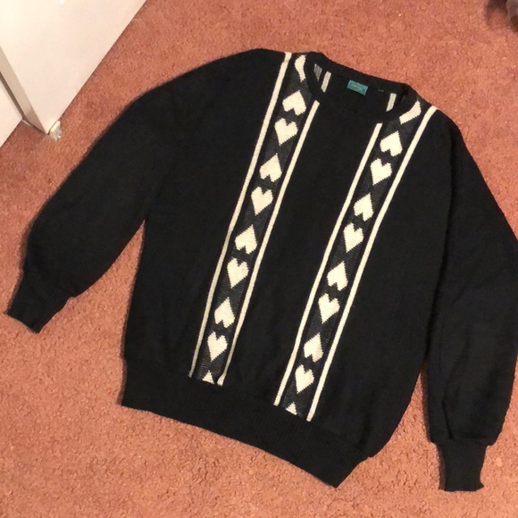 canda Sweaters - Canda Vintage 🥳HP🥳Black & white Heart Sweater